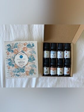Rainbow Organic Essential Oil Set - Blue Floral Box with Amber Bottles